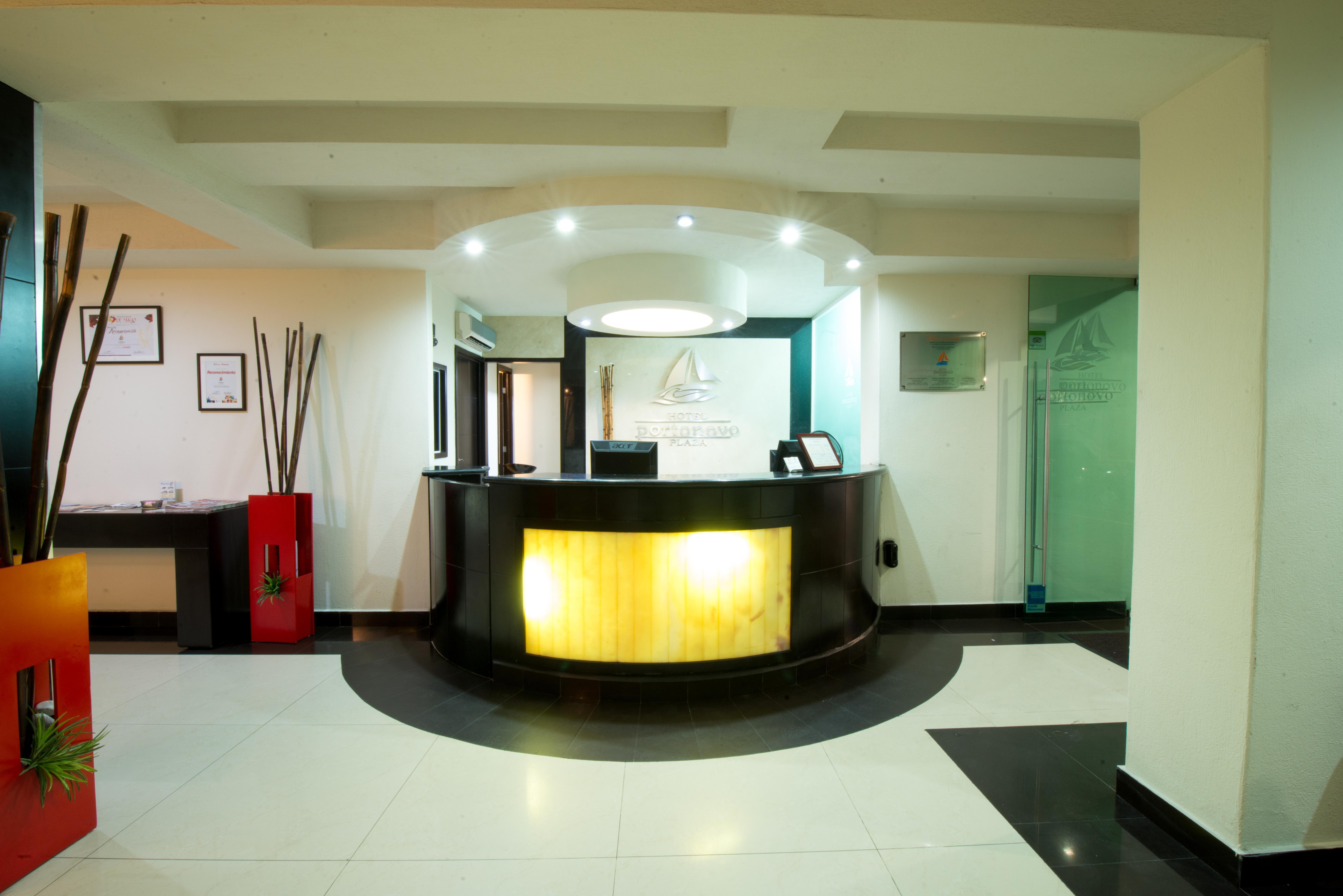 Hotel Portonovo Plaza Malecon Puerto Vallarta Extérieur photo